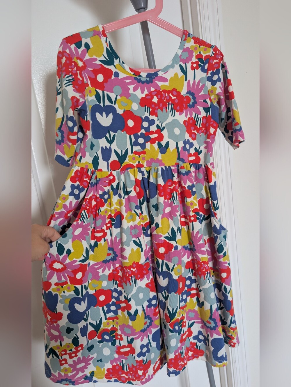 Hanna Andersson Multicolor Floral Kids Dress with pockets. Size US 8